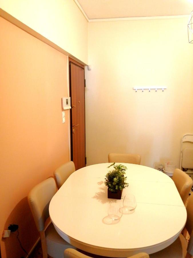 Full House Near The Center Of Athens Apartamento Exterior foto